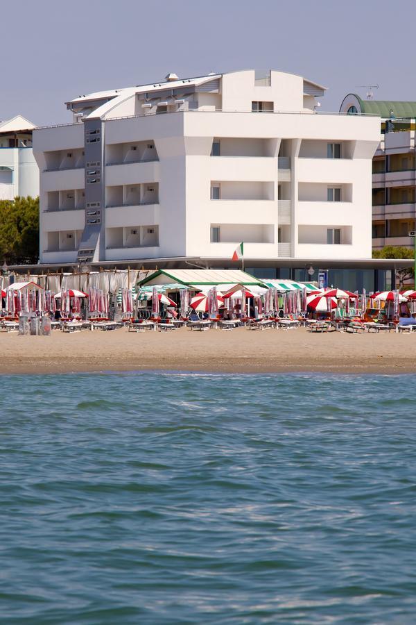 Hotel Parigi Caorle Buitenkant foto