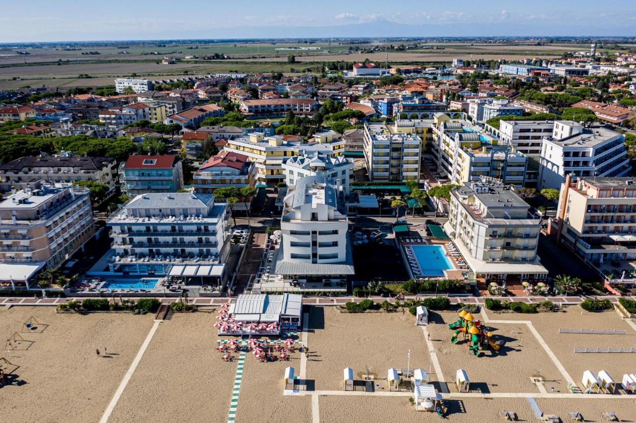 Hotel Parigi Caorle Buitenkant foto